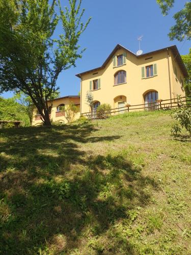 Vista exterior, Casa Vacanza Cascina Ronco-natura e relax vicino Lago di Como in Erba