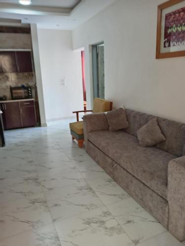 A two-room chalet in the village of Lale Land, Mirage Bay, Ecopark 2