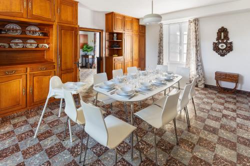 virtuve, Maison Caron Jardin, spacieuse et familiale in Les Landes-Genusson
