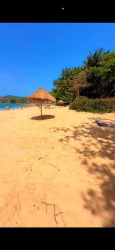 playa, Chez Eric in Conakry