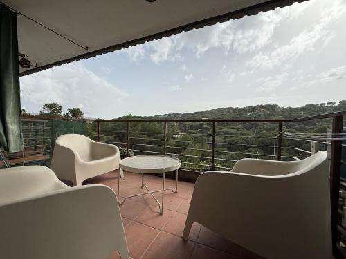 Apartamento con chimenea, terraza y acceso al pantano in Pelayos de la Presa