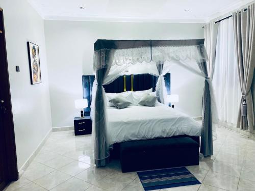 Enjoy luxury in the wild ! in Paraa