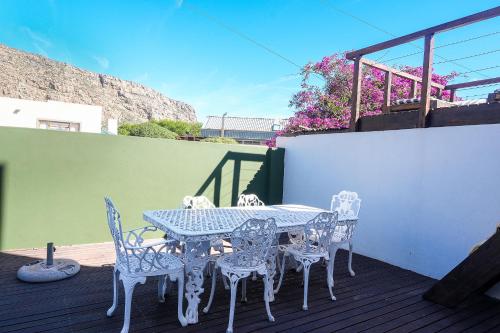 Whitehouse- Hot Tub in Leipoldtville