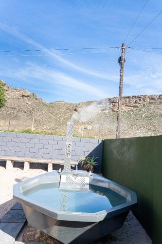 Whitehouse- Hot Tub in Leipoldtville