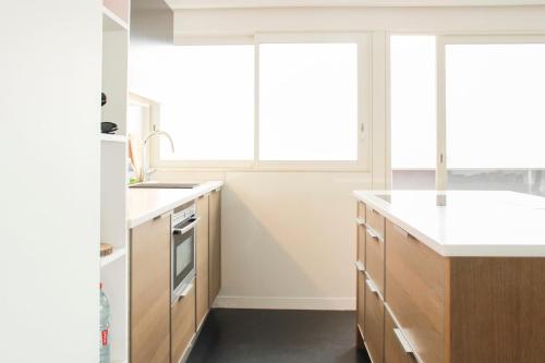 Apartment on the 31st floor with balcony in PARIS - image 6