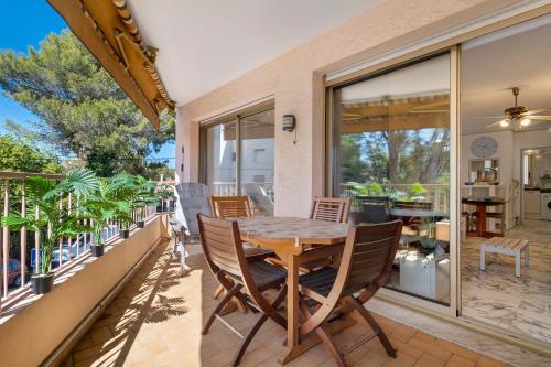 Villa Orlando 3 Pièces Mer Parking – khách sạn tại Avenue de Cannes