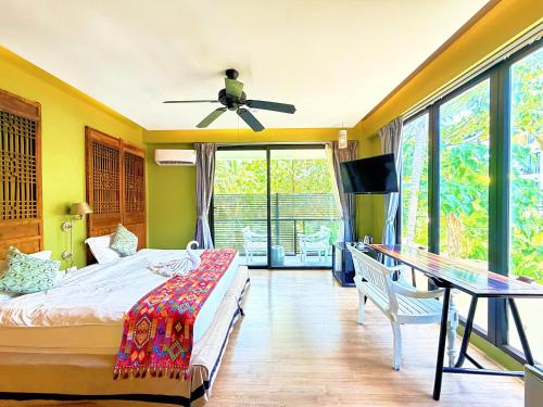 room detail thumbnail 0