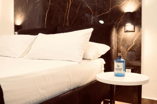 Elene Suites Luxury Boutique - image 2