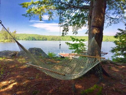 Lunahawasset on Damariscotta Lake in Jefferson (ME)