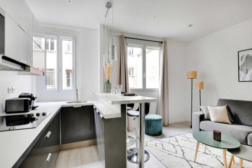 Magnificent studio - 2P - Ternes Arc de Triomphe - image 7