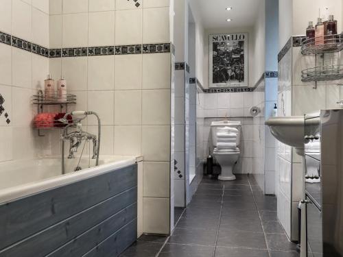 2 Bed in Grange Over Sands oc-lcc01, Grange Over Sands (foto 3)
