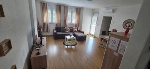1 double bed, 1 sofa bed