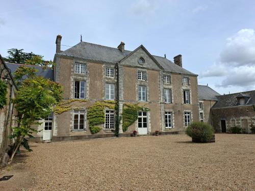 Chateau de la GENAISERIE - Chambres d'hotes - Rochefort-sur-Loire