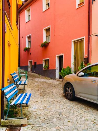 Nido Romantico Frontale Apiro con balcone in Apiro