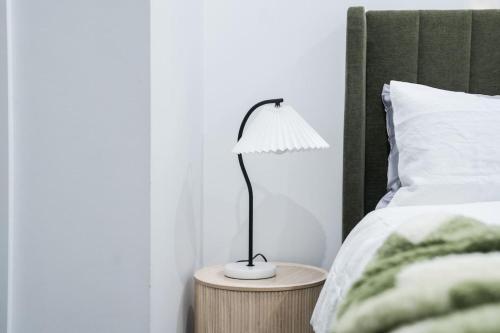 A Quiet Urban Retreat in City - image 14