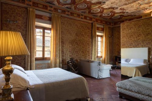 Book the Deluxe Double Room Deluxe Double Room