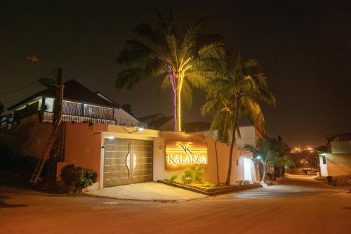 Chambre La Villa Kalanga in อาบิดจัน