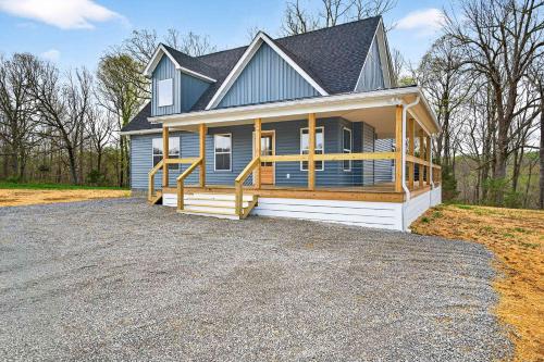 Family-friendly Clarkson retreat w spacious yard in Clarkson (KY)