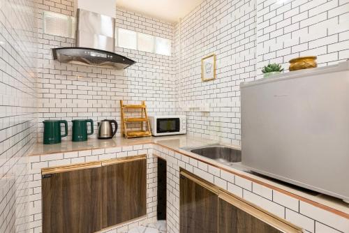 Spacious 4 Bedroom Home 7 min to Khao San | 5 Bath - image 13