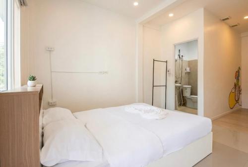 Spacious 4 Bedroom Home 7 min to Khao San | 5 Bath - image 14