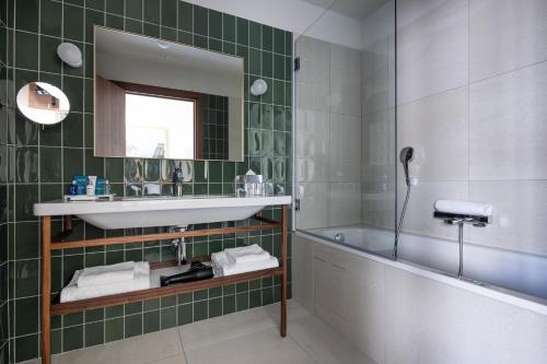 Double or twin room, superior