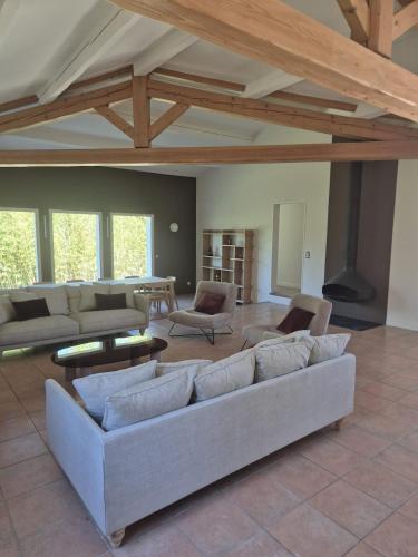 Koplietošanas atpūtas telpa ar TV, Propriété de charme avec piscine - Les Cévennes (Propriete de charme avec piscine - Les Cevennes) in Saint-Hippolyte-du-Fort