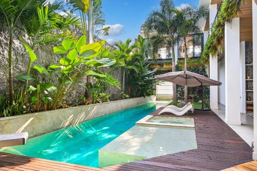 Villa con Piscina Privada en Cauca Viejo