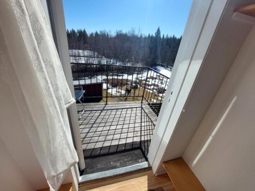 발코니/테라스, Cozy 2-Room Apartment in Boliden in 볼리덴