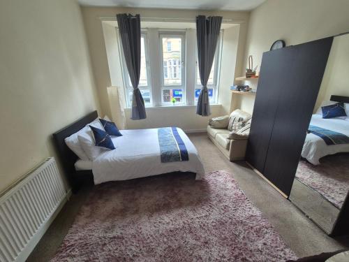 Cosy and Bright 3-bedroom flat, Glasgow