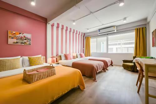 Industrial Loft Sukhumvit 3-Bedroom Designer House - 2 Min to BTS Bang Chak, Bangkok (foto 5)