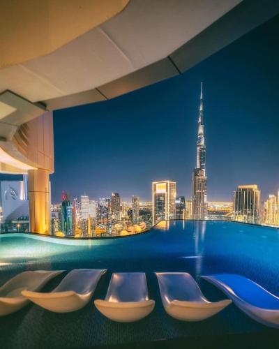 3br - PoolAccess - 7 MinstoDubai Mall - 2 KingBeds - main image
