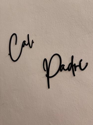 A szálláshely kívülről, Cal Padrí (Cal Padri) in Caseres