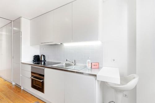 GuestReady - Old City Design Apartments 4