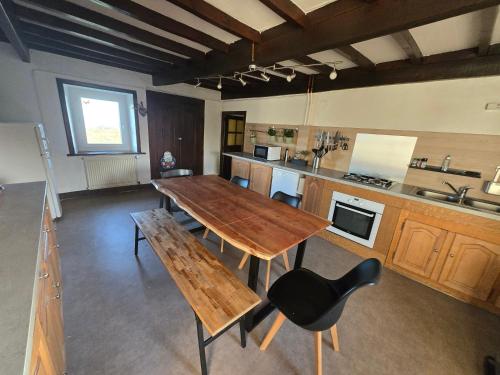 virtuve, La P'tite Chaumiere in Saint-Dier-d'Auvergne