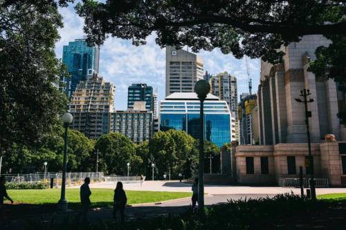 Central Sydney Studio walk to Hyde Park - image 6
