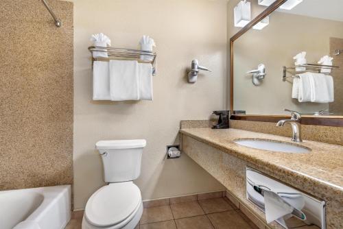 Best Western Tradewinds - image 25