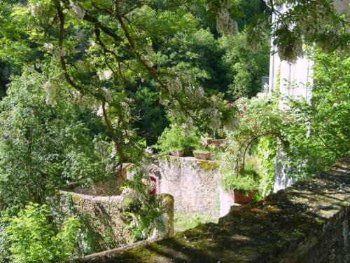 Gîte dans un village médiéval (Gite dans un village medieval) in Sainte Florine ciems