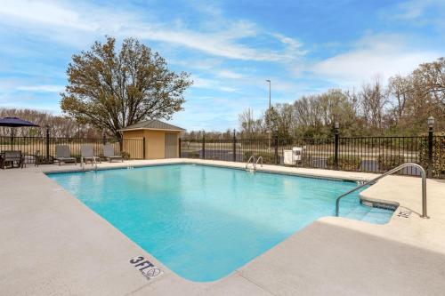 Best Western Big Spring Lodge - image 35