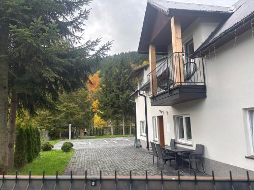 Domek nad Dunajcem, Krościenko