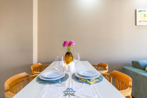 The Suites - image 2