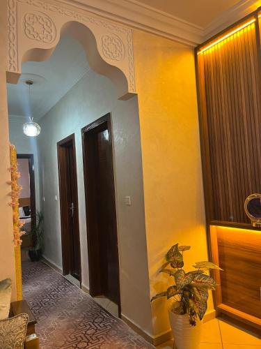 Appartement moderne propre et bien equipe Emplacement ideal WiFi in Essalam