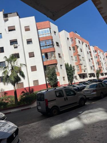 Appartement moderne propre et bien equipe Emplacement ideal WiFi in Essalam