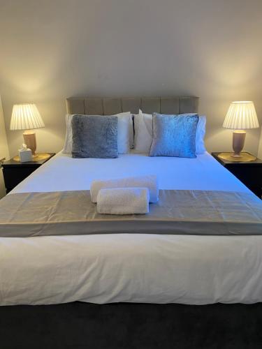 Starlight Cottage Peaceful Spiritual Room near Glastonbury Tor & Chalice Well - Bristol Starlight Cottage Peaceful Spiritual Room near Glastonbury Tor & Chalice Well - Bristol