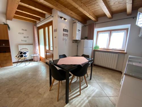 Iekārtas, Casa Elisa in Onore