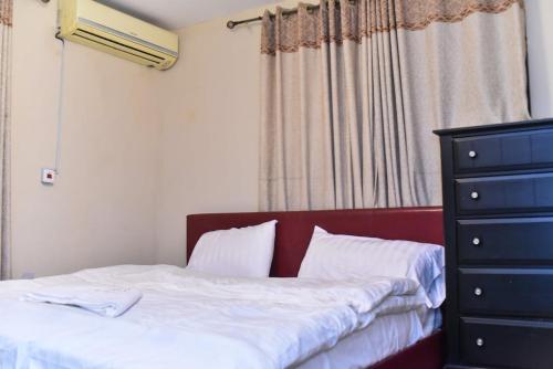 Skye Palace Apartment - Skye Regency 2 Bedroom Apartment in อะคูร์