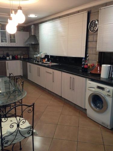 Villa Oasis Ain El Turk in Ain El Turk