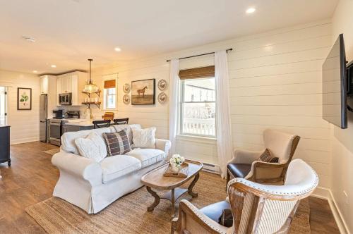 Kildahl House - Boutique Farmhouse Suite #2 in West Dundee (IL)