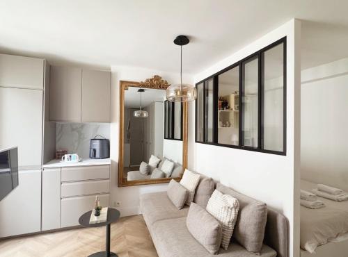 L'Aparté Parisien studio design - Arc de Triomphe