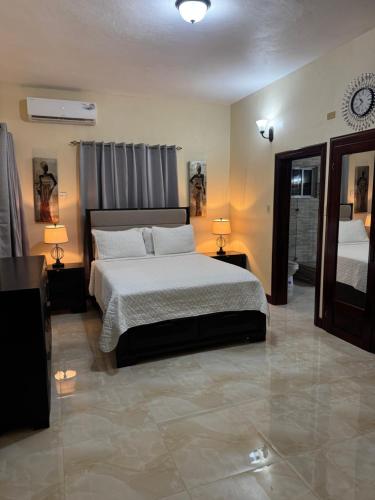 Trelawnys Bliss Escape – khách sạn tại Corral Spring