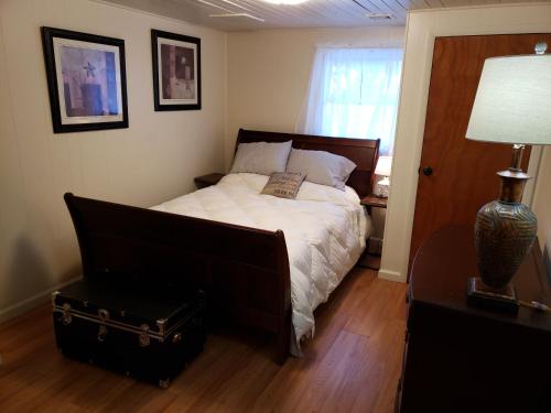 Quiet 500sf Private Cottage in Belmar Kids & Pets in Wall (NJ)